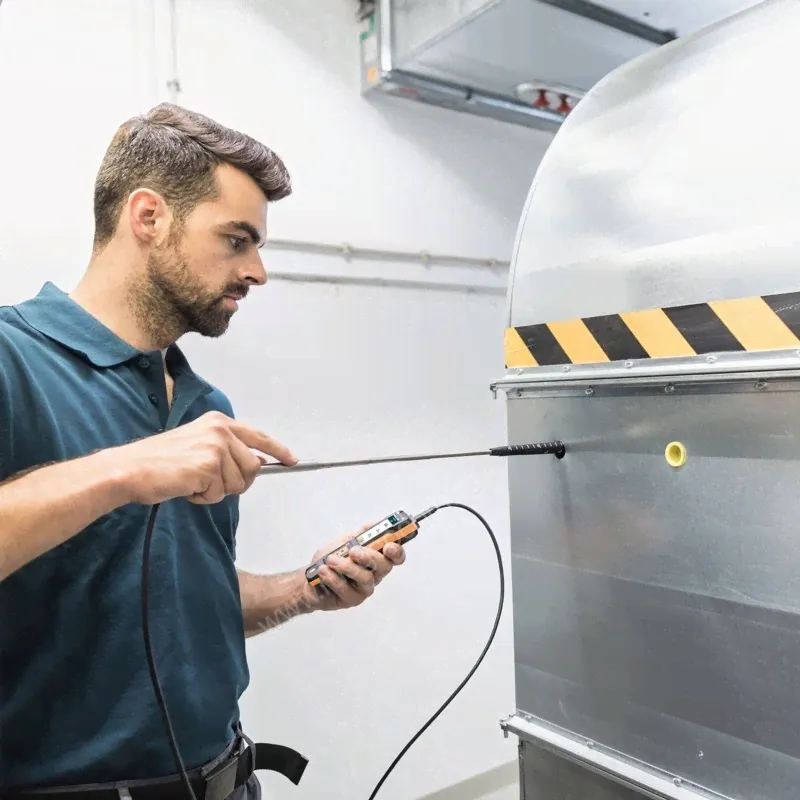 Testo 440. Комплект уровня комфорта с Bluetooth зондом СО2, зондом турбулентности и кейсом-4